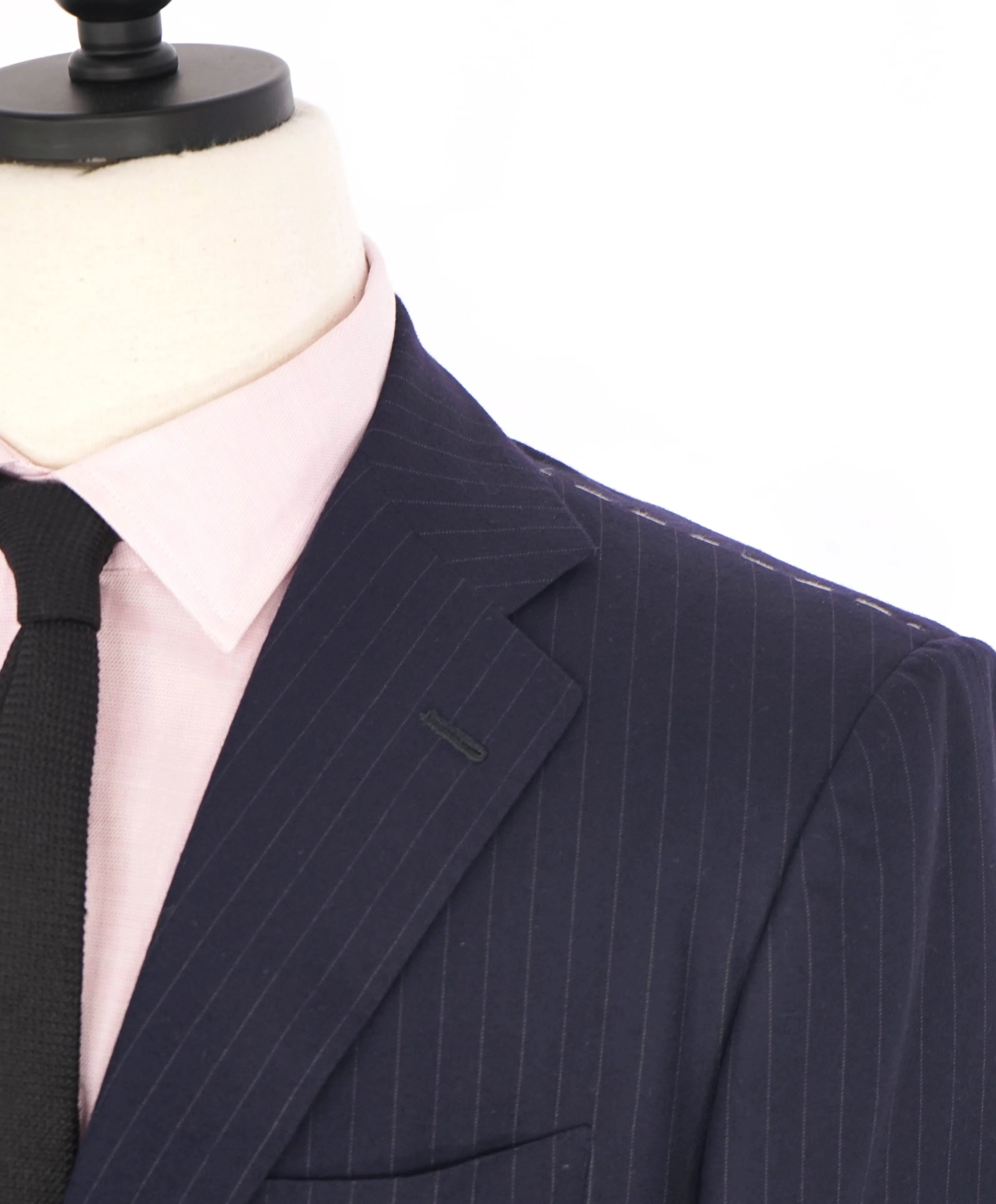 $10,000 KITON - "DIAMANTE BLUE" Iconic Chalk Stripe Navy Suit 2-3 Roll Lapel - 38R