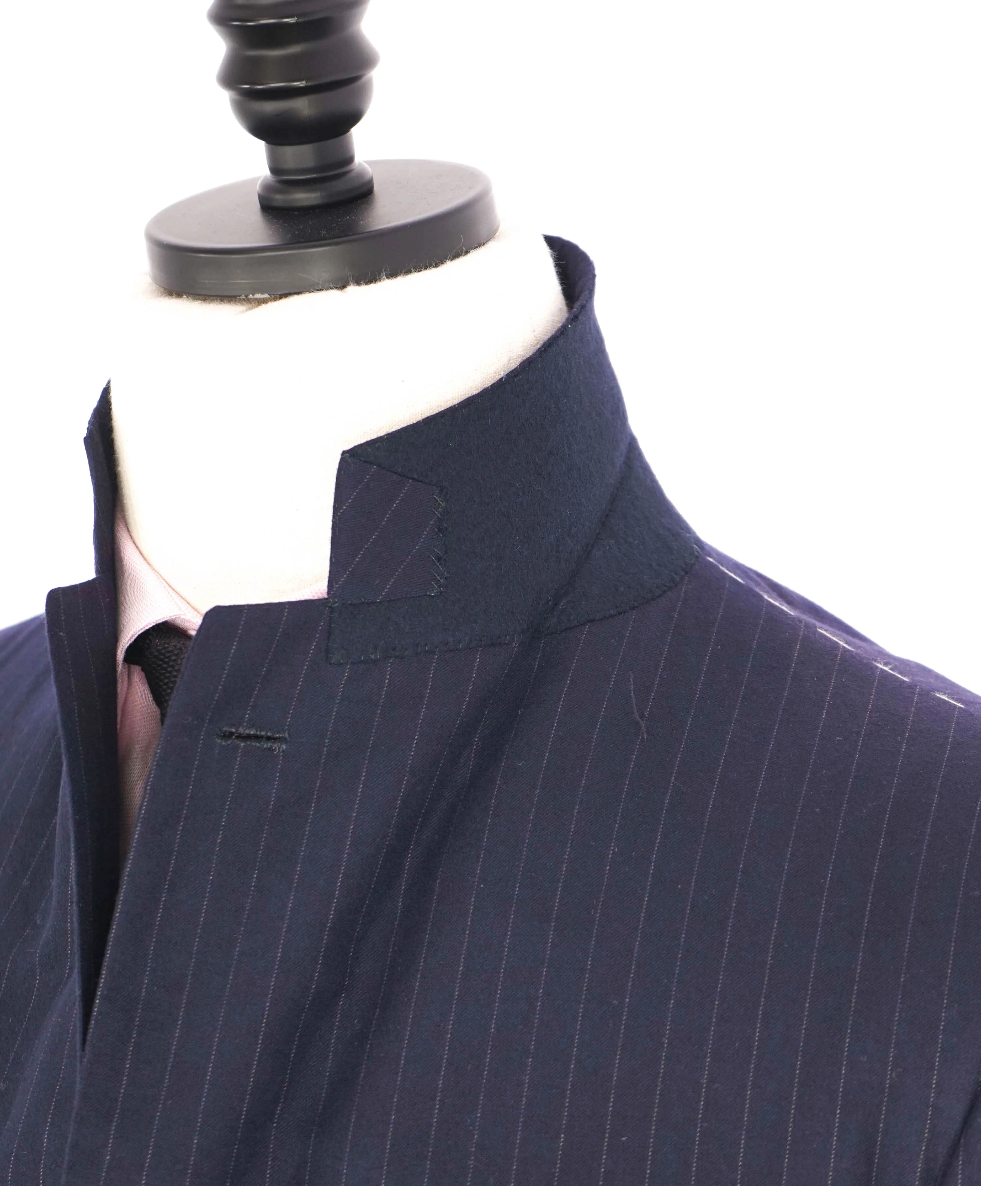$10,000 KITON - "DIAMANTE BLUE" Iconic Chalk Stripe Navy Suit 2-3 Roll Lapel - 46R