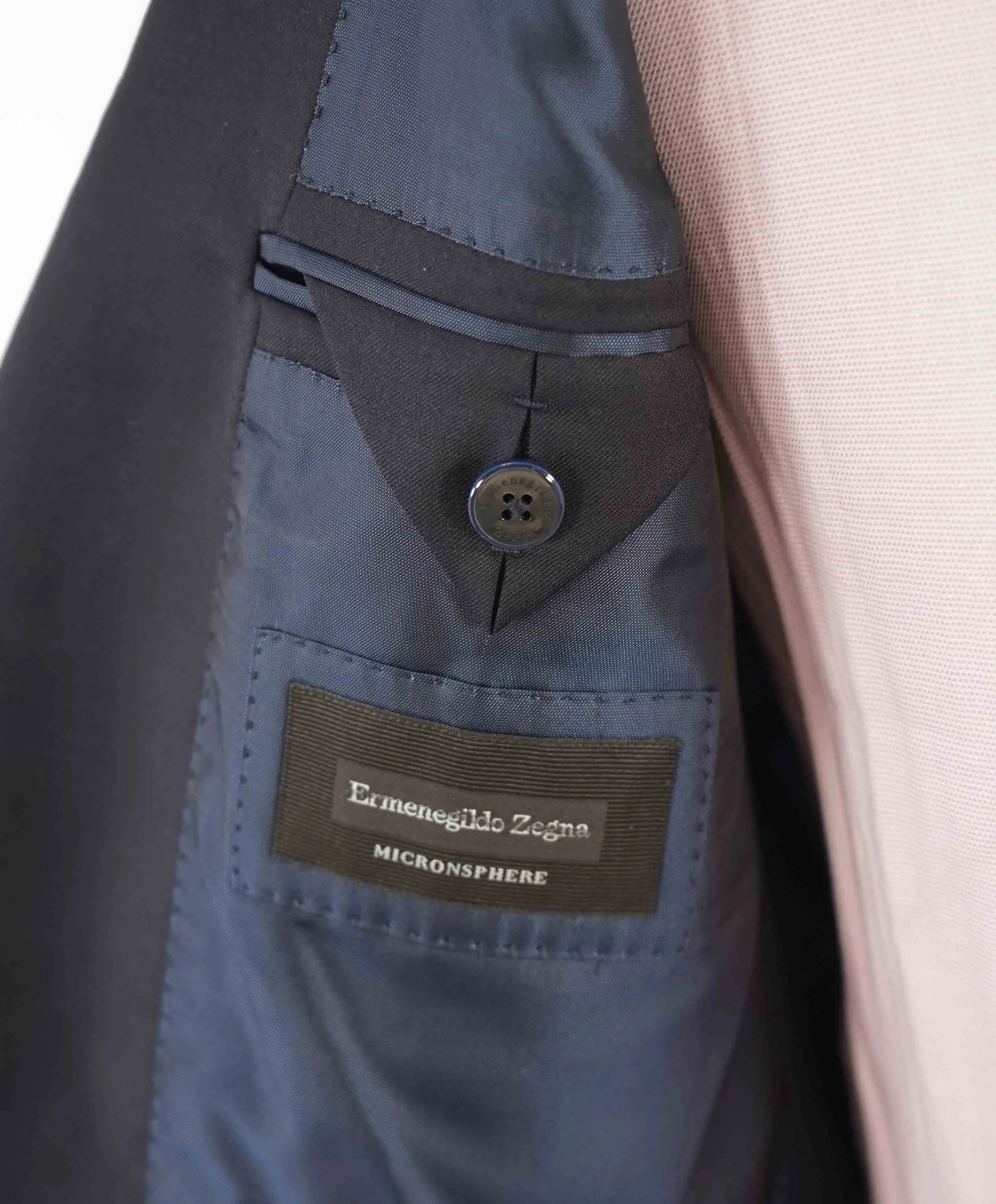 $3,250 ERMENEGILDO ZEGNA - "MICRONSPHERE" *Closet Staple* Navy Suit - 40L