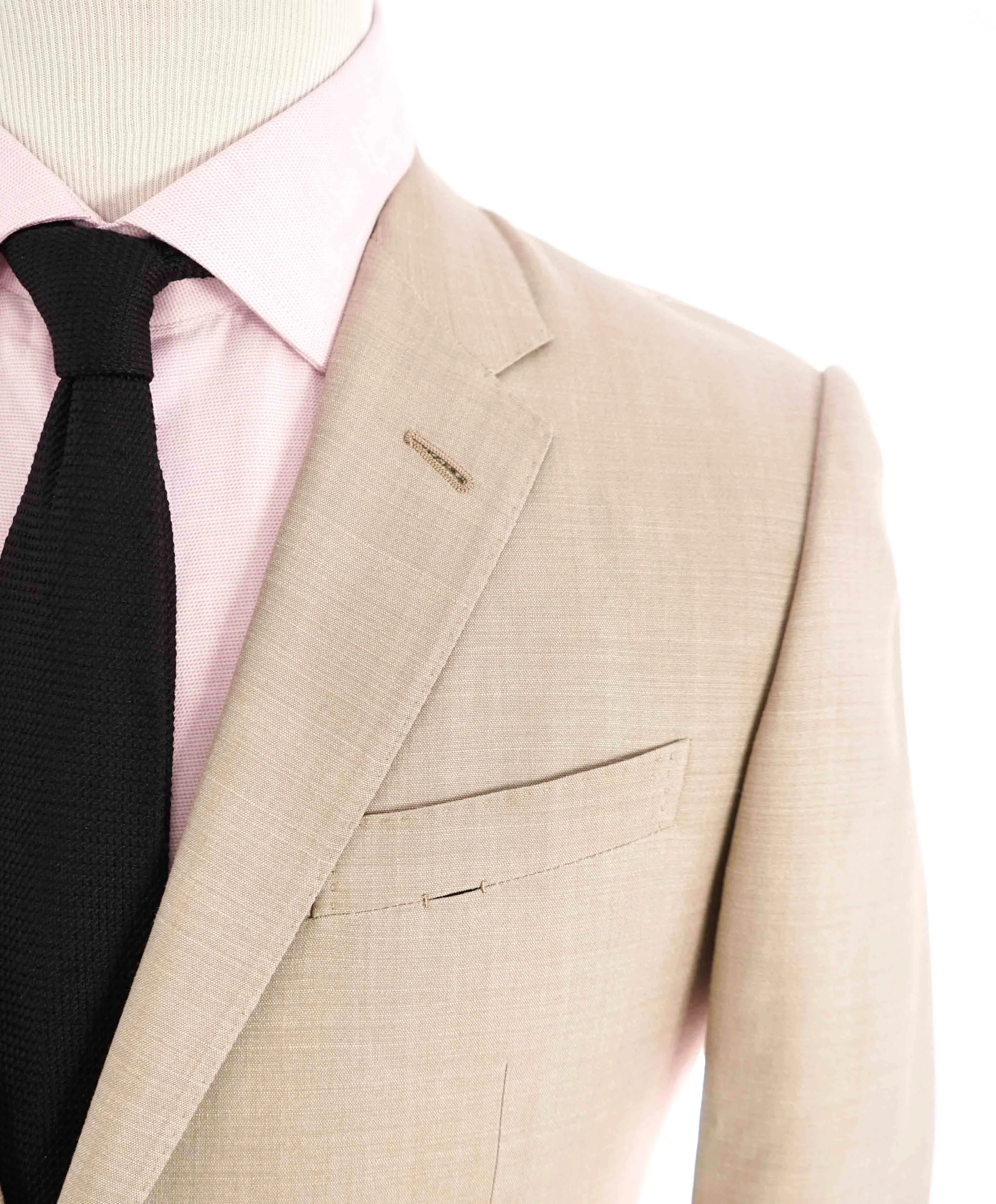 $3,995 ERMENEGILDO ZEGNA -“SILK / WOOL" Neutral Beige Suit - 38R