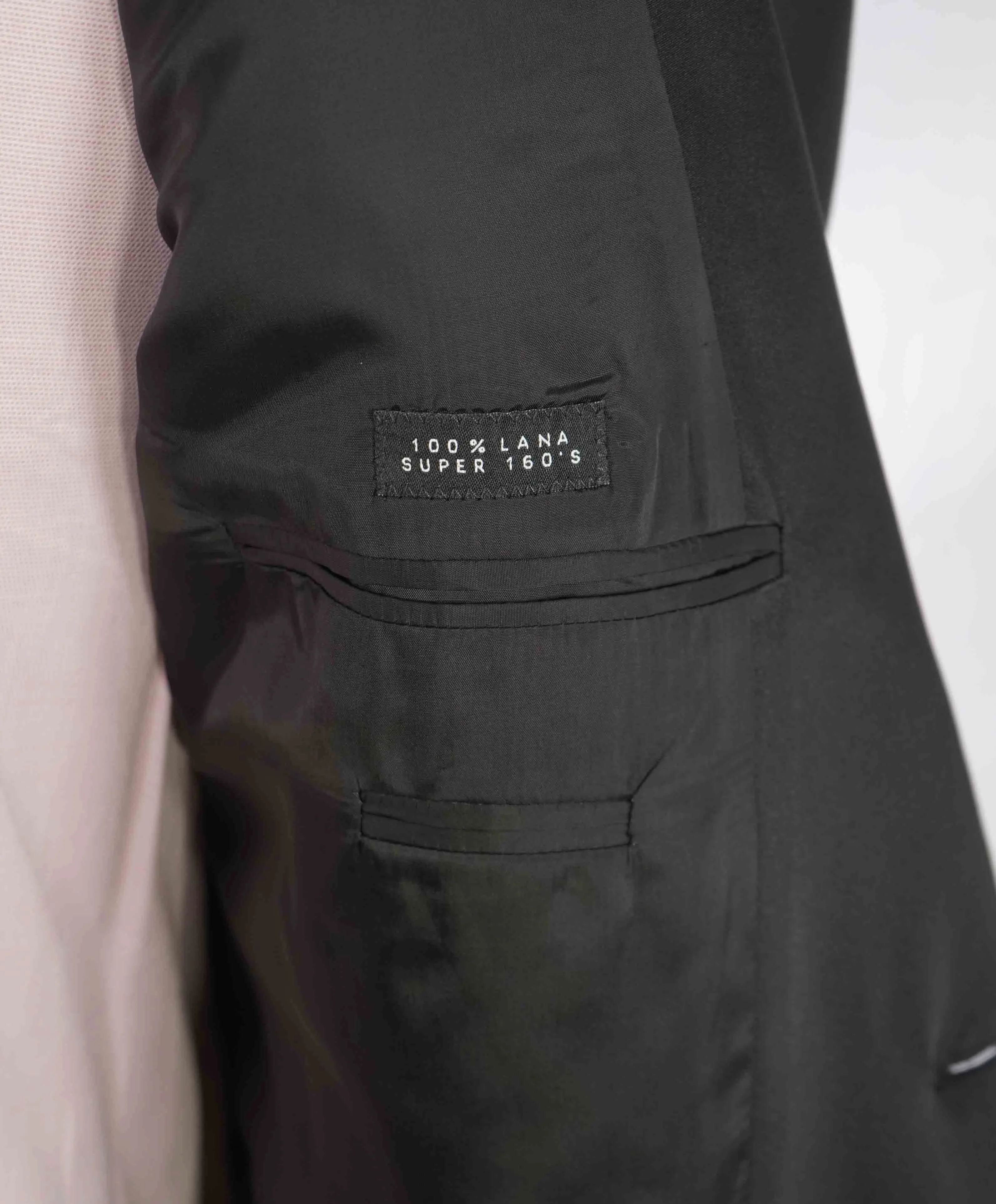 $3,995 GIORGIO ARMANI - "SOFT" Black SILK LINED 160's Peak Lapel Tuxedo - 48R
