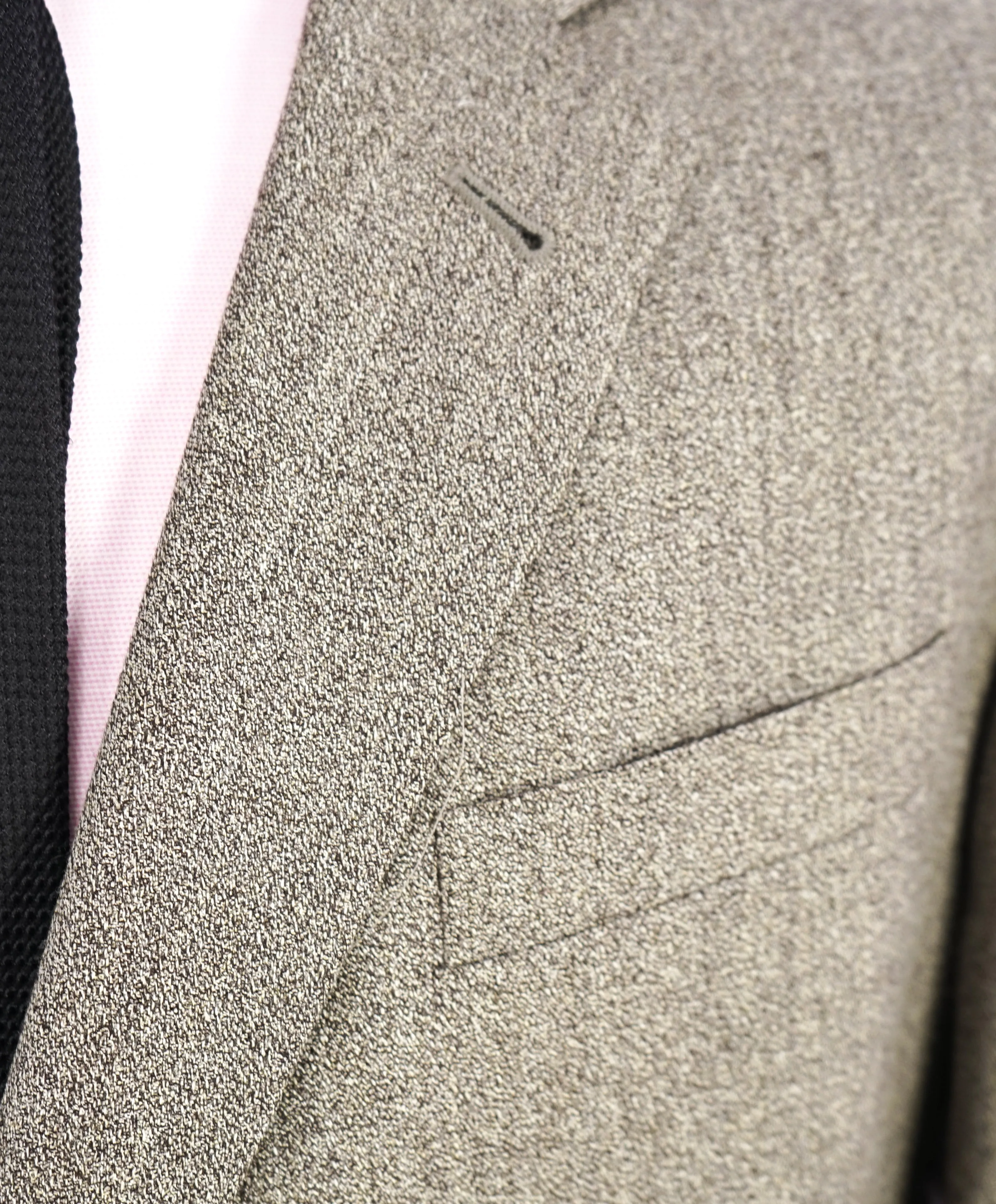 ARMANI COLLEZIONI -  "G Line" MELANGE Brown & Gray 2-Button Suit - 50R