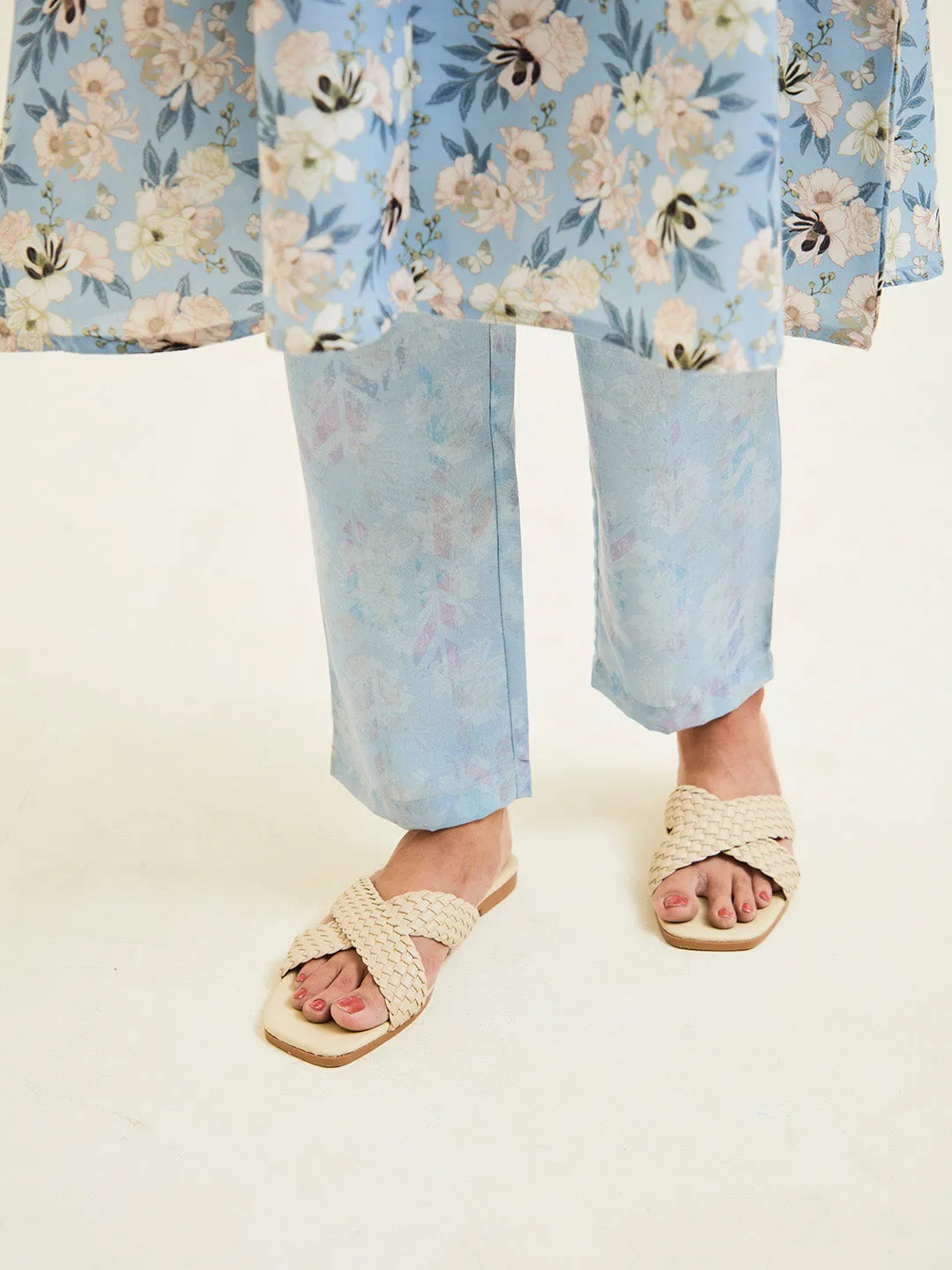 Blue A-line Floral Kurta With Pants