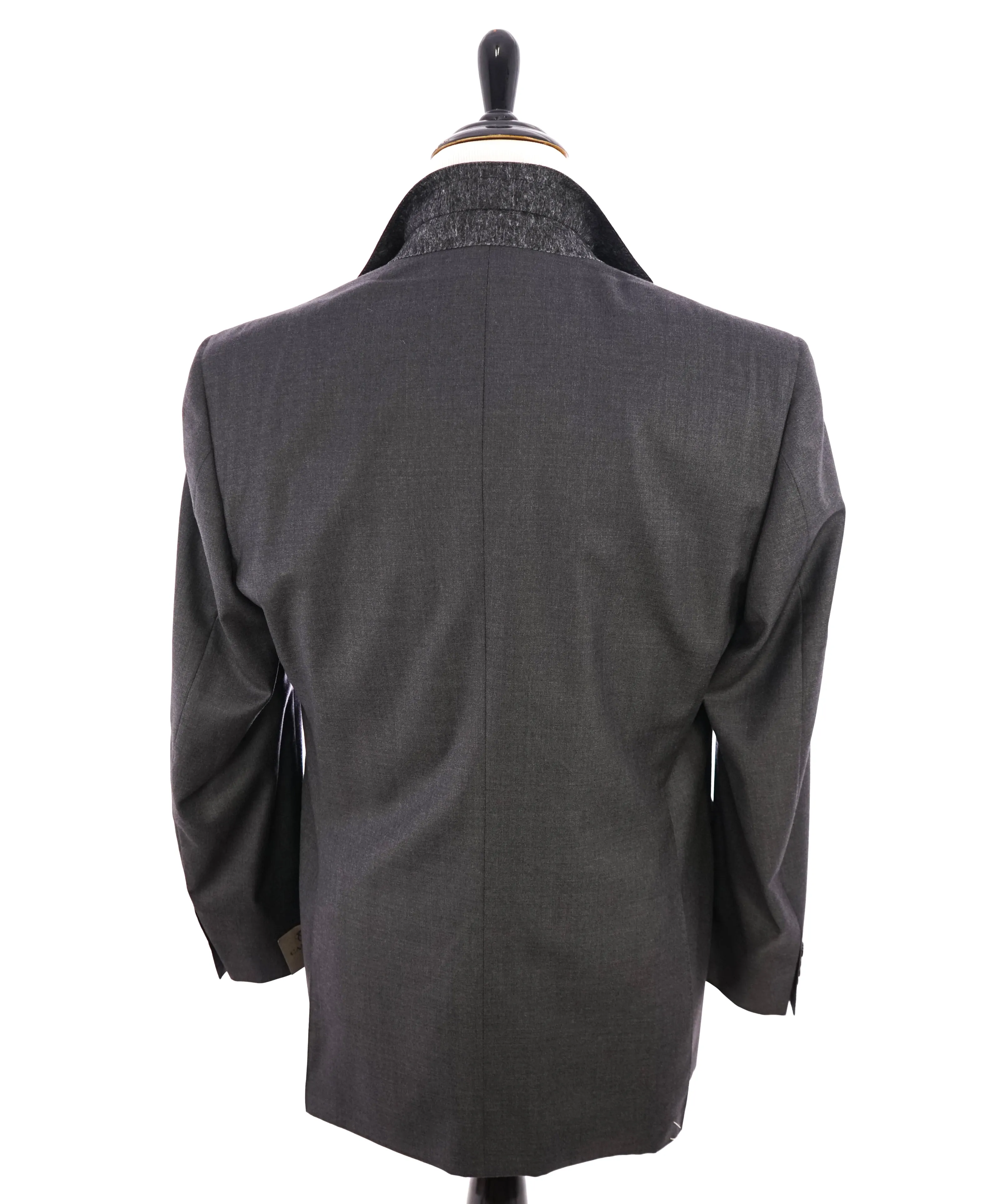 CANALI - Solid Gray Charcoal Notch Lapel Suit - 44L