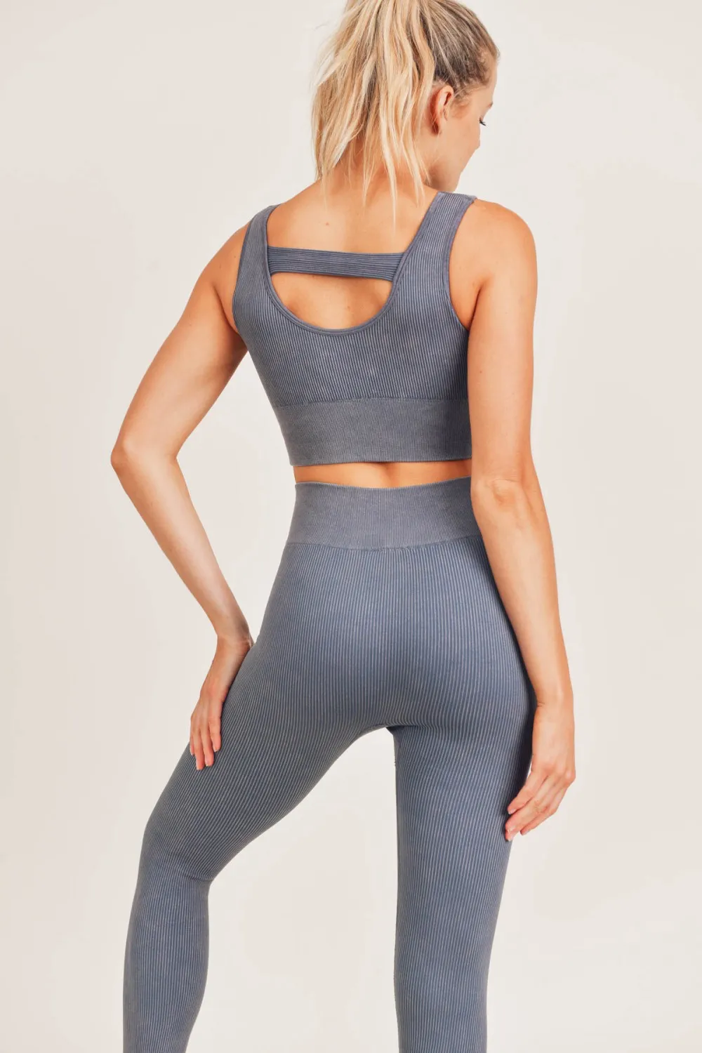 Carolyne Ribbed Cut-out Back Mineral Wash Seamless Hybrid Sports Bra