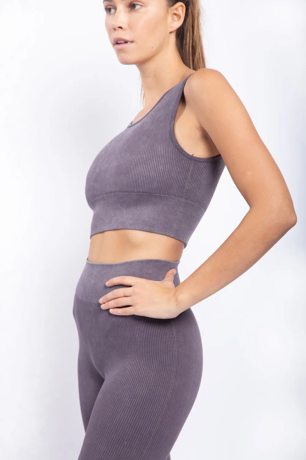 Carolyne Ribbed Cut-out Back Mineral Wash Seamless Hybrid Sports Bra