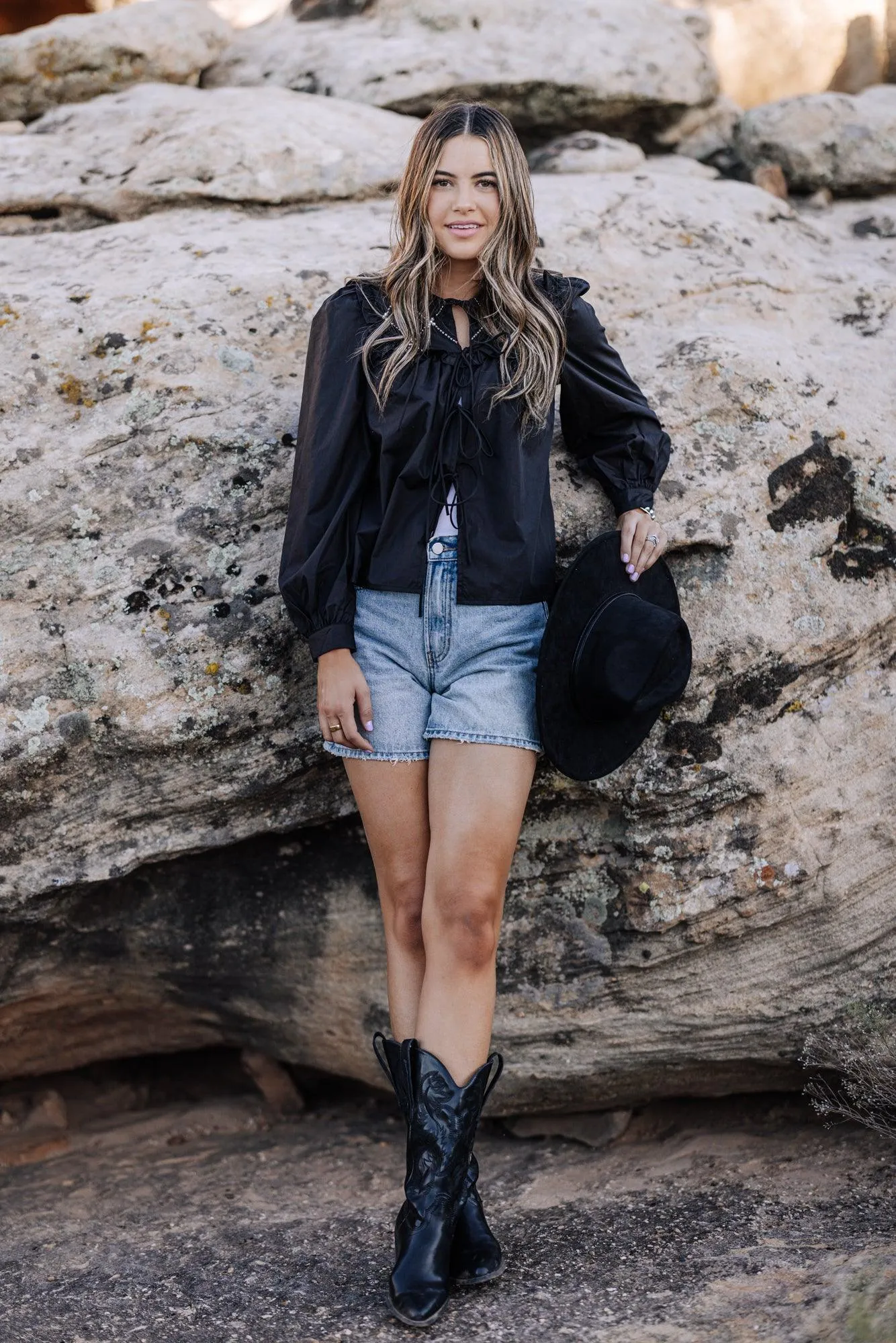 Carson Top in Black