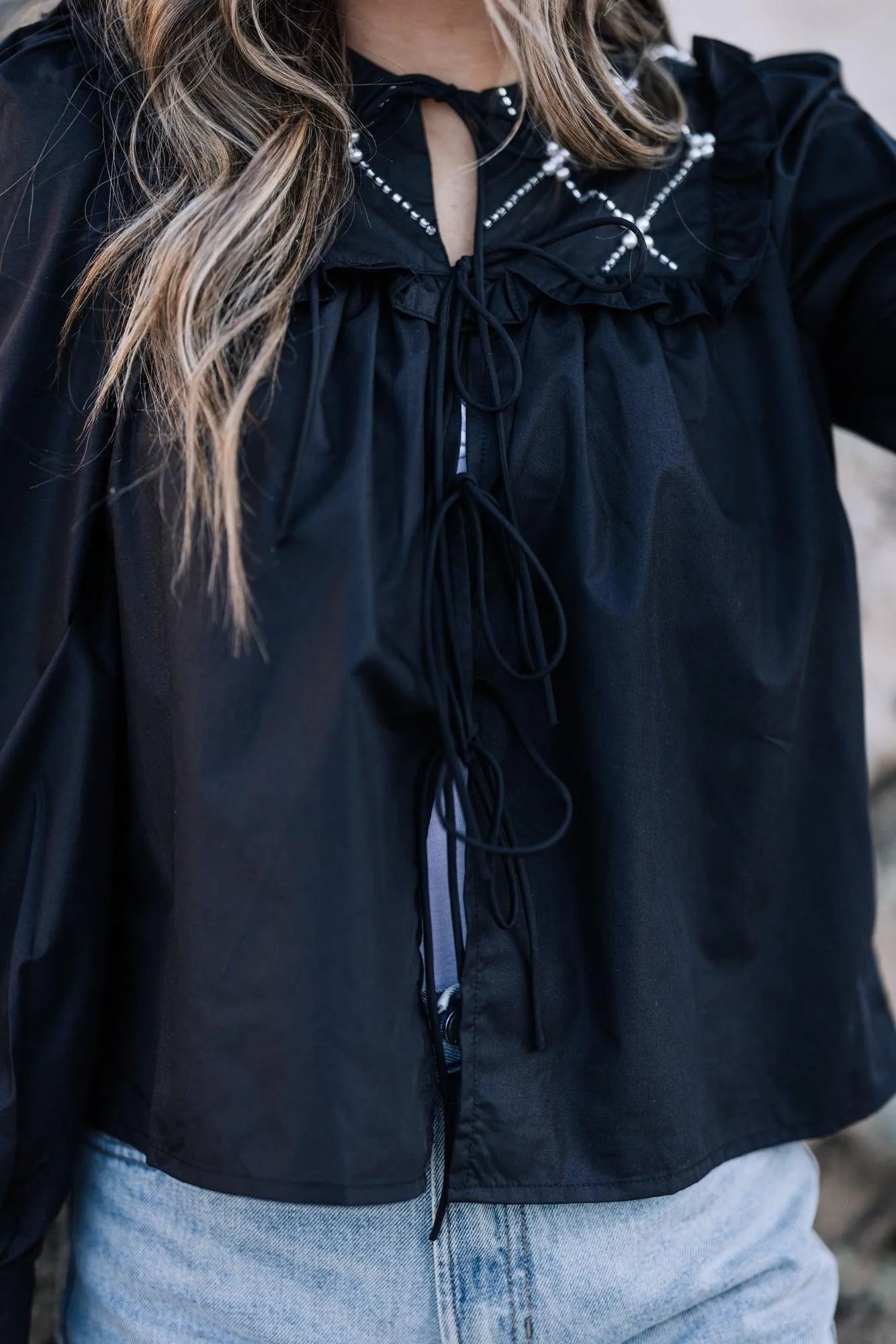 Carson Top in Black