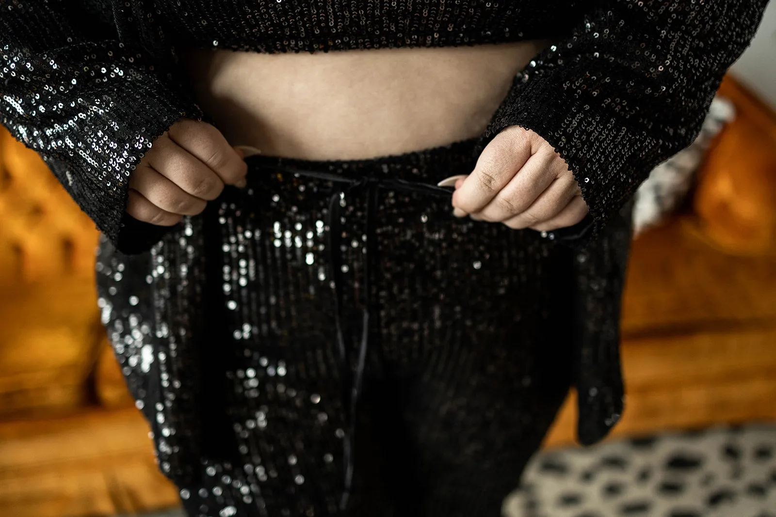 cyndie set in black