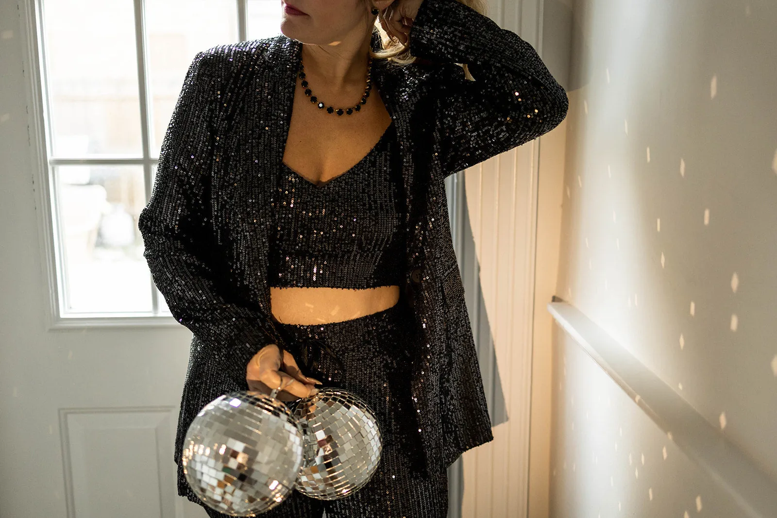 cyndie set in black