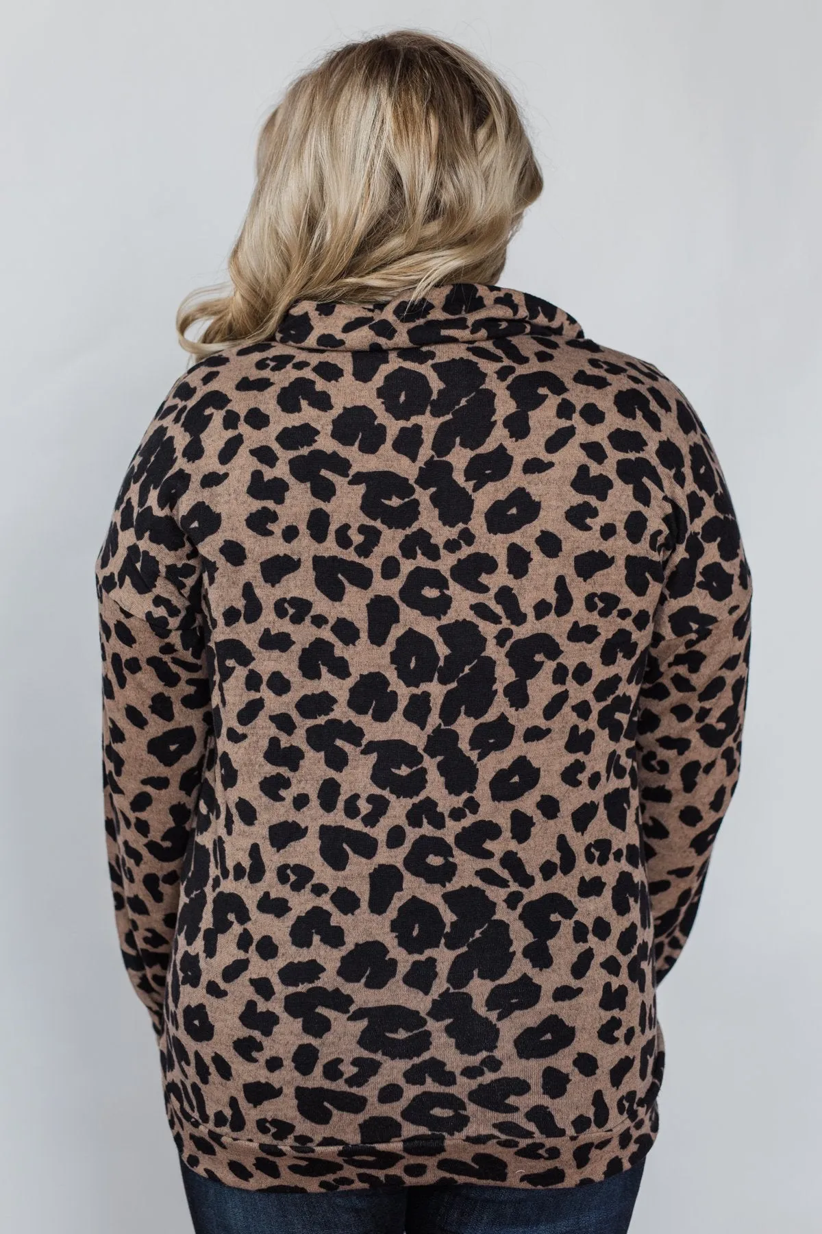 Fast-Paced Leopard Quarter Zip Top- Mocha