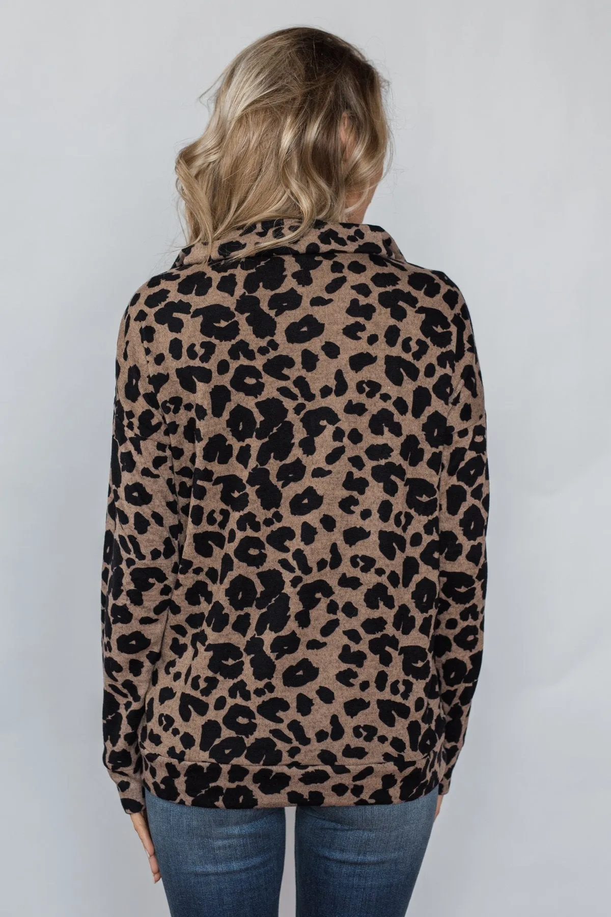 Fast-Paced Leopard Quarter Zip Top- Mocha