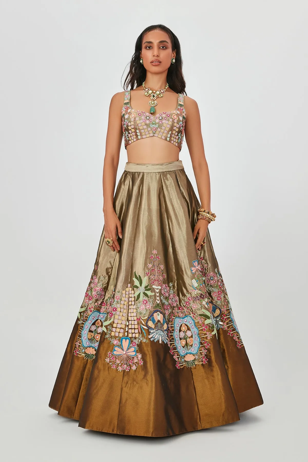 Gulshan - gold