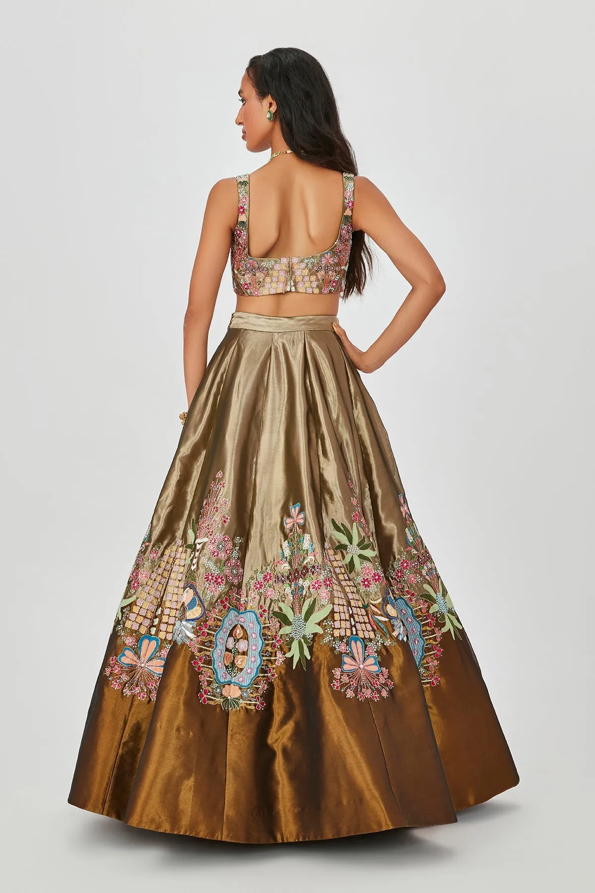 Gulshan - gold