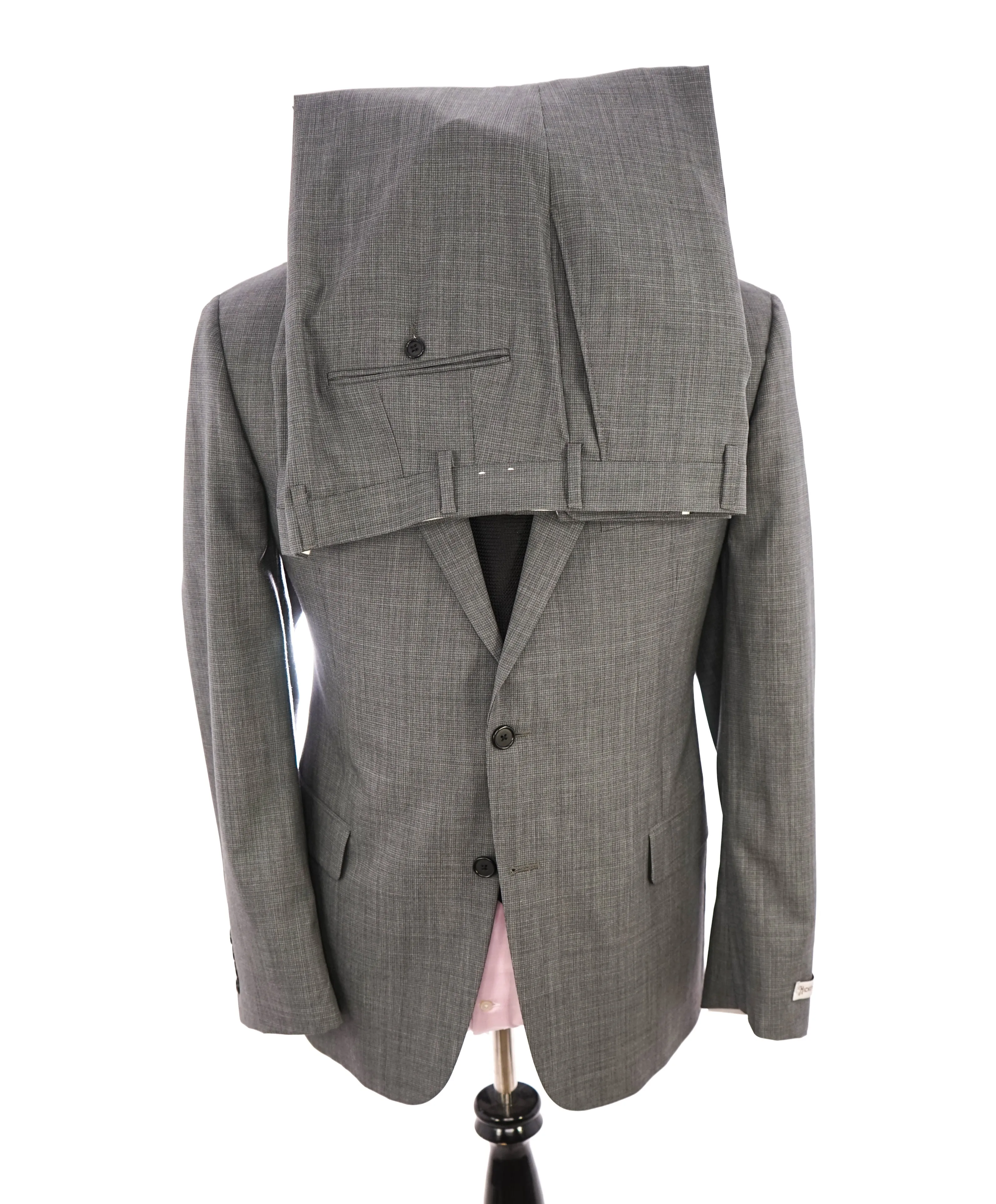 HICKEY FREEMAN - Gray Textured Check Plaid Notch Lapel Suit - 42R