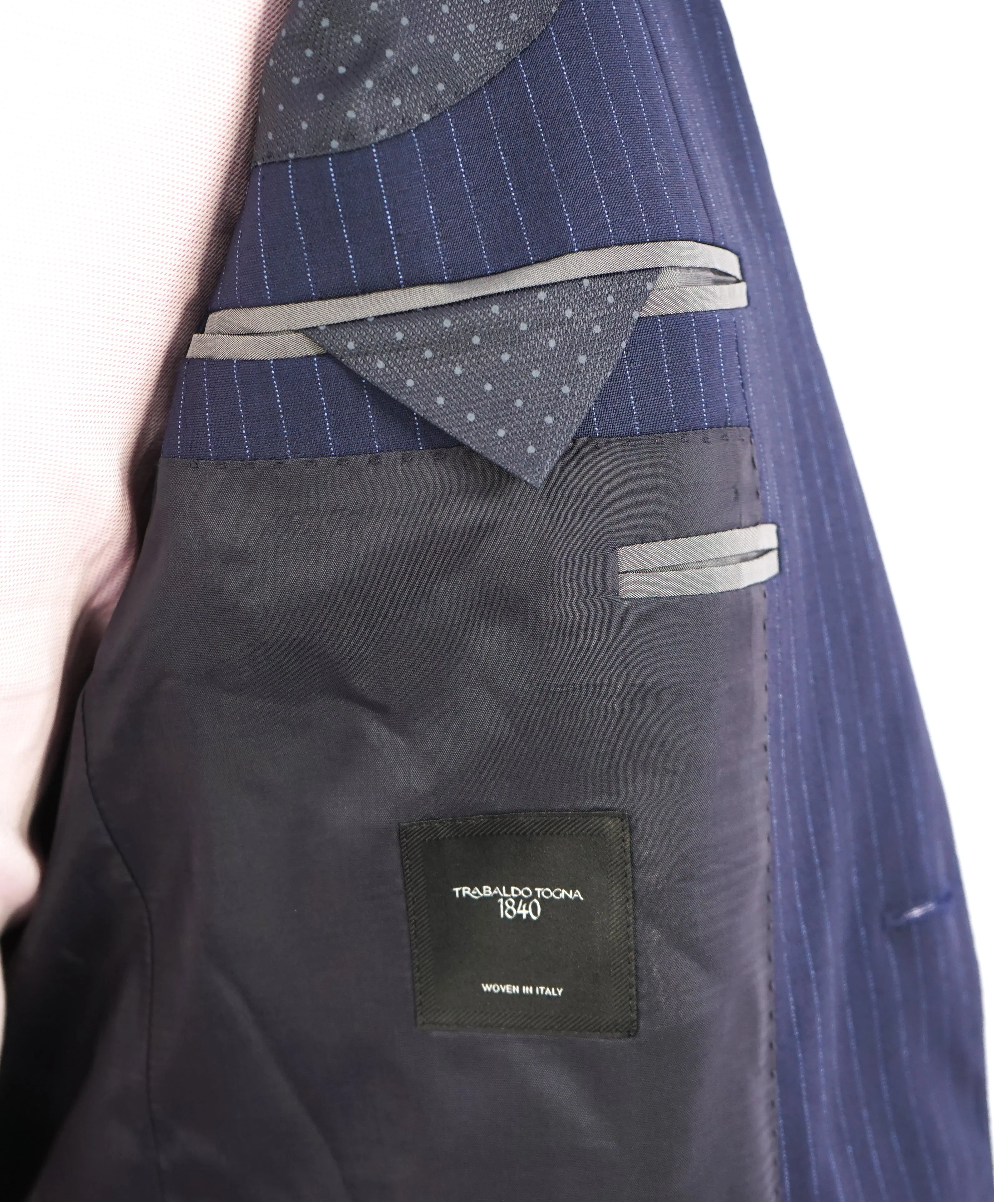 HUGO BOSS - Blue Stripe "TRABALDO TOGNA" Fabric Suit W MOP Buttons - 38R