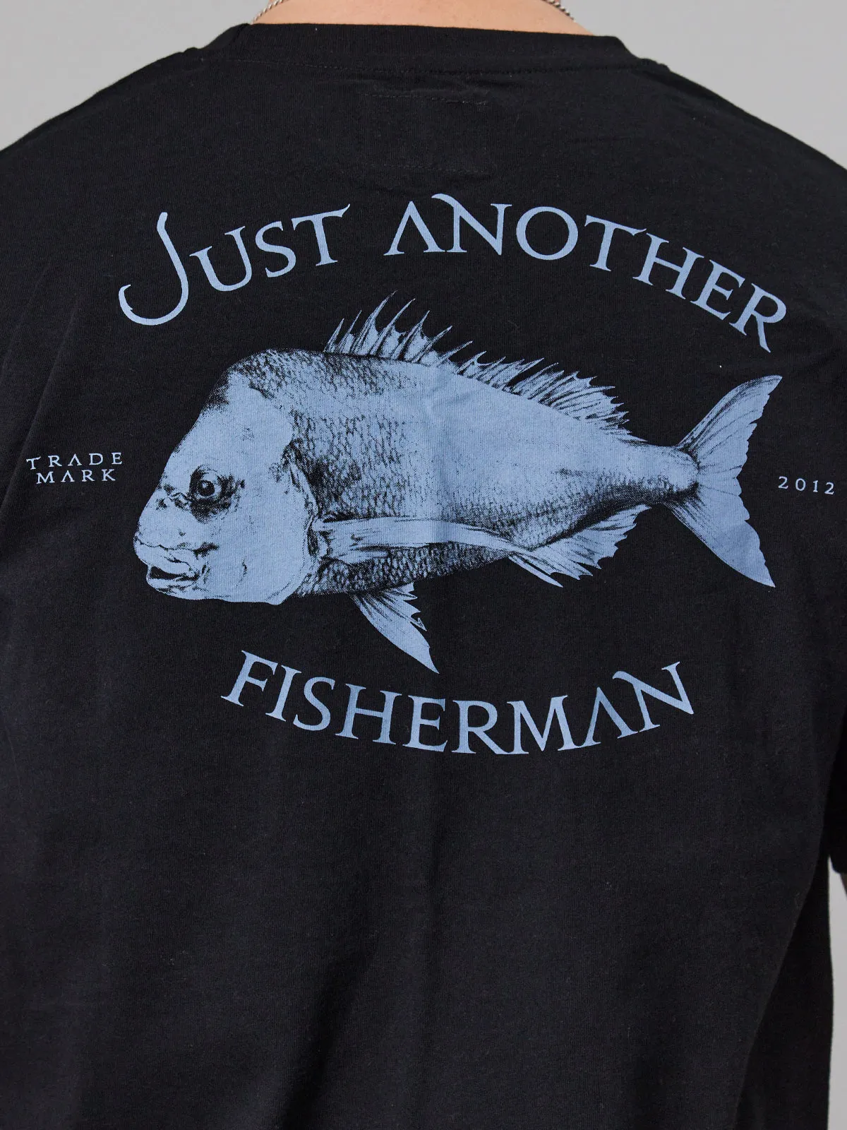 JUST ANOTHER FISHERMAN SNAPPER LOGO TEE - BLACK/BLUE