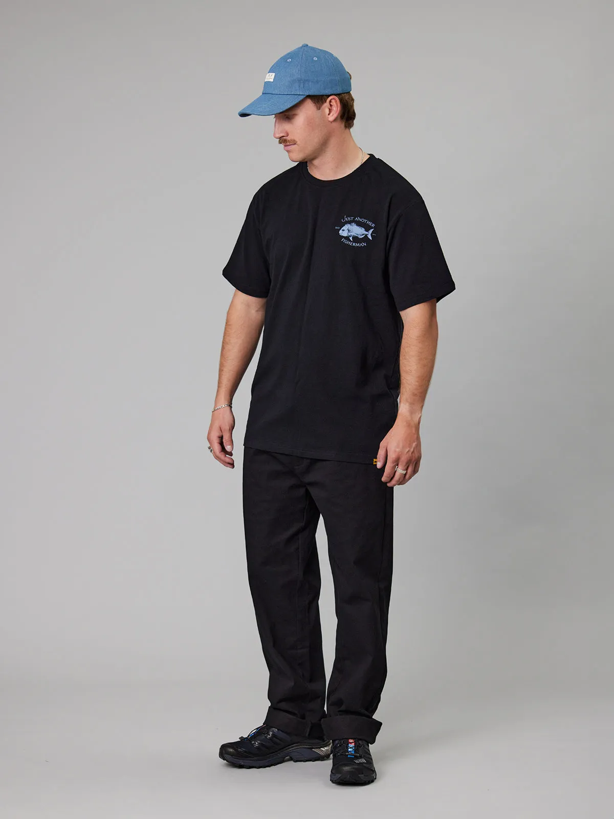 JUST ANOTHER FISHERMAN SNAPPER LOGO TEE - BLACK/BLUE