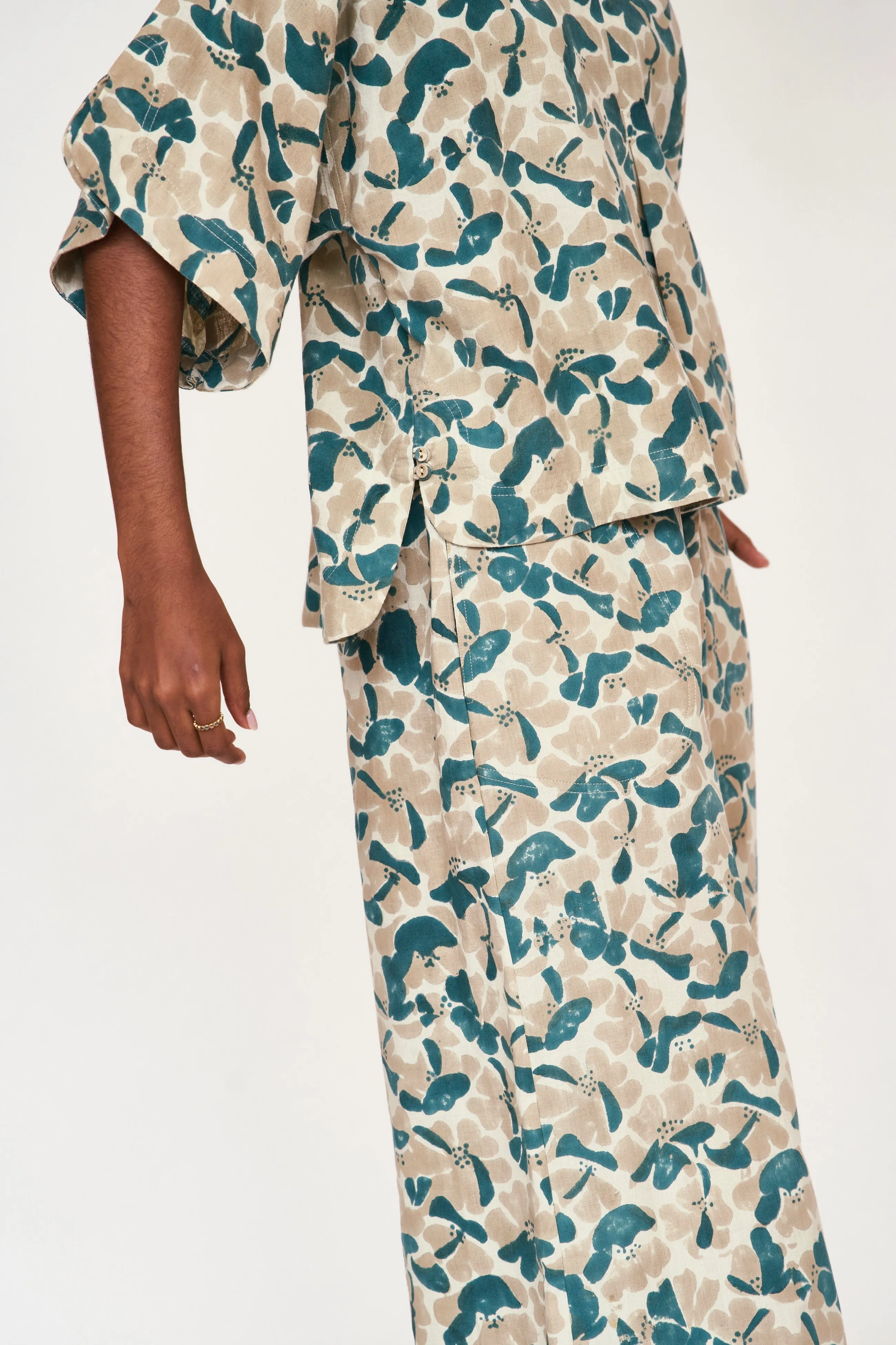 Lanai Top in Plumeria