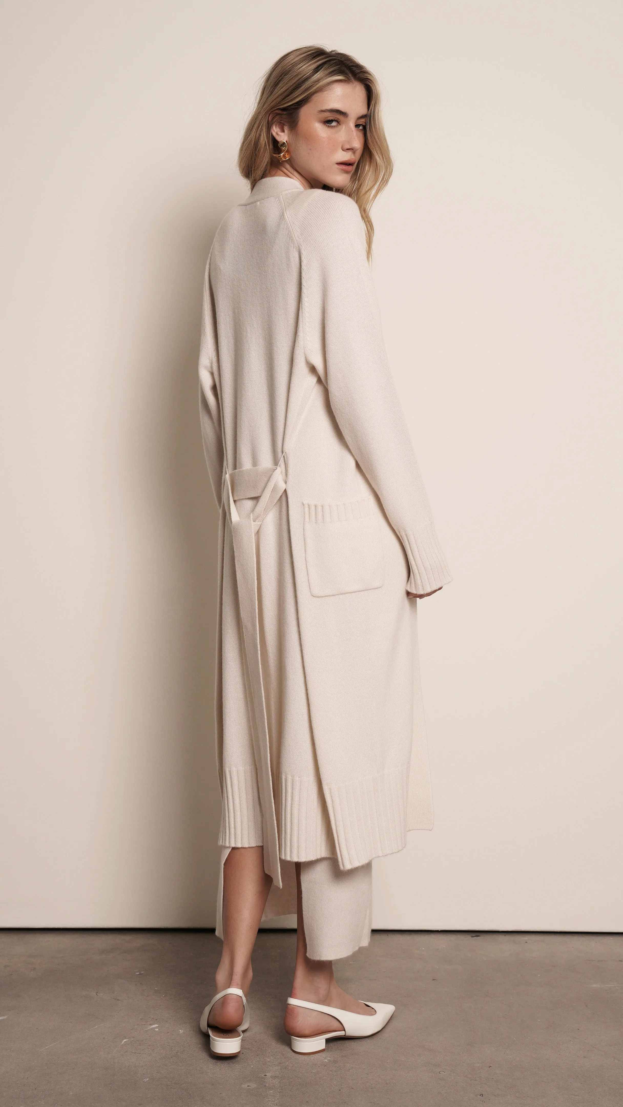 LONG CASHMERE CARDIGAN -