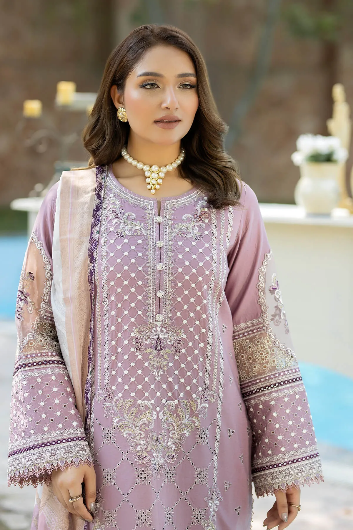 Luxury Lilac Embroidered Pakistani Salwar Kameez Dupatta Suit
