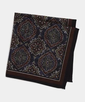 Medallion Wool Pocket Square in Navy