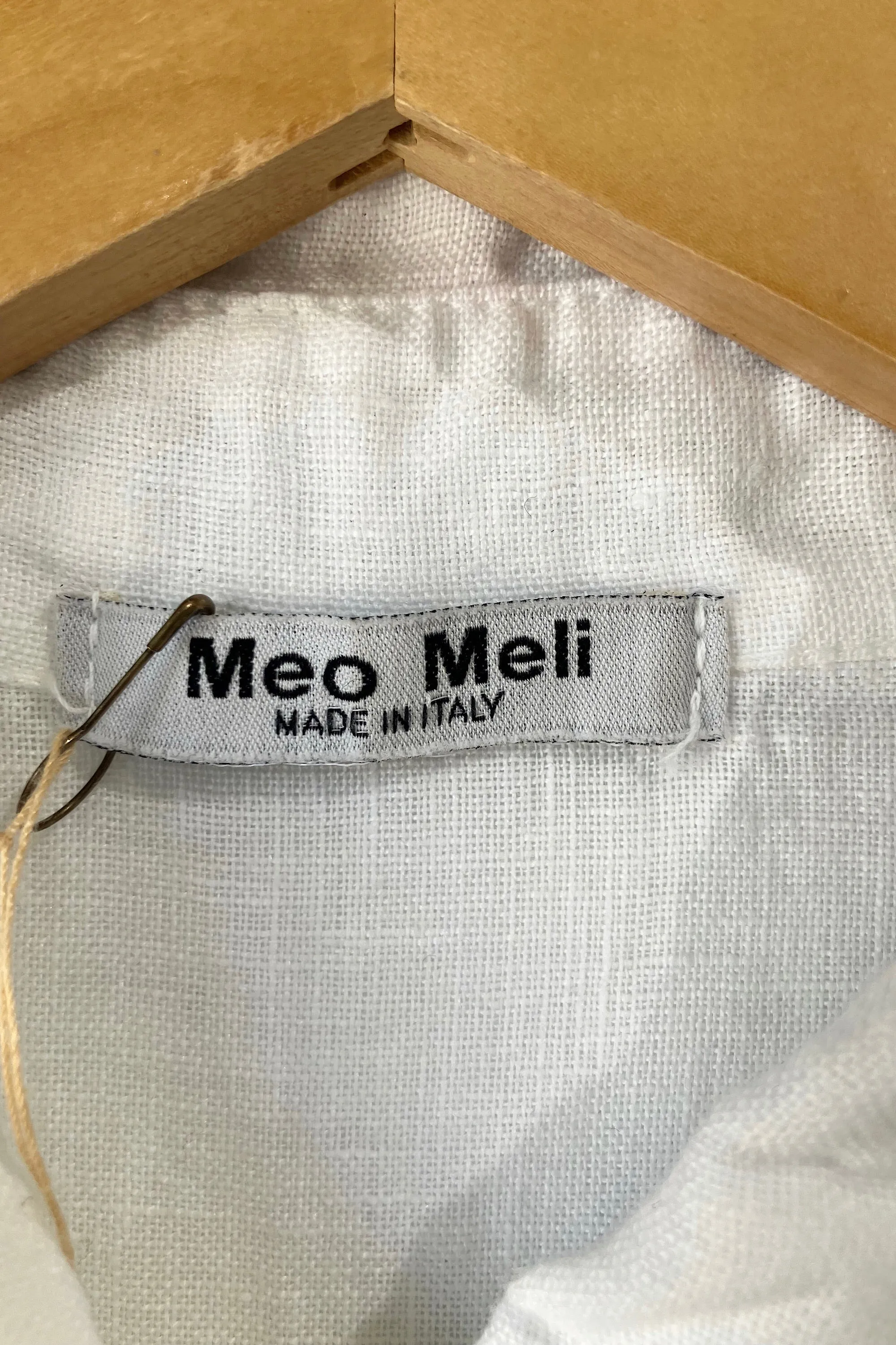 Meo Meli White Linen Top
