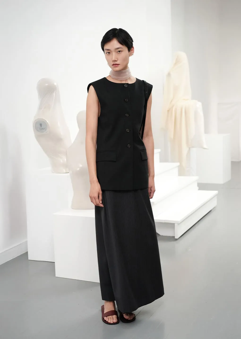 OVERSIZE BUTTON VEST