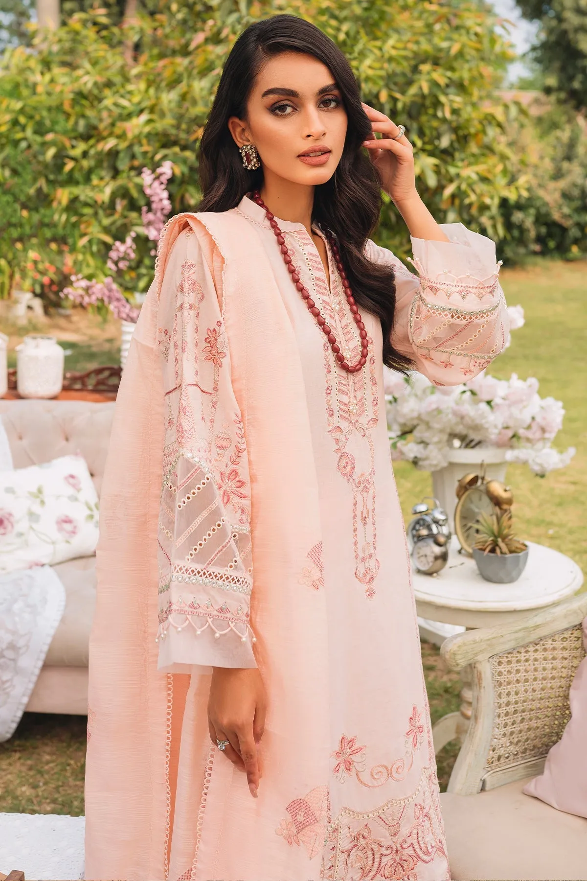 Pakistani Salwar Suit in Pastel Pink Embroidered Salwar Kameez