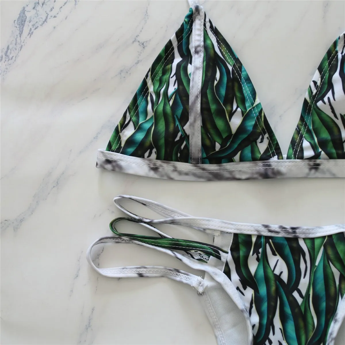 Sexy Leaves Printed Elastic Bikini