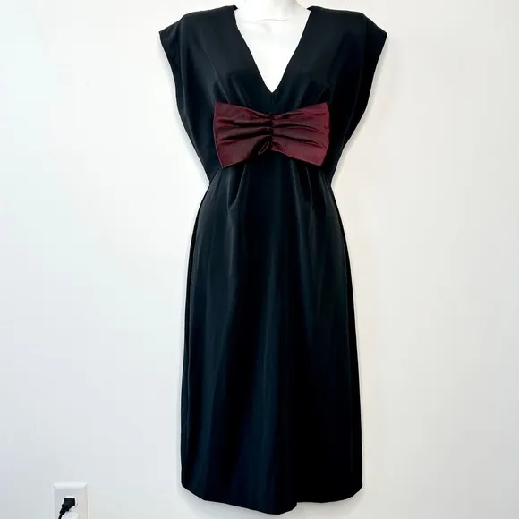 SUSAN ROSELLI VIJACK Vintage Bow Dress Size 7/8 Black Holiday Whimsigoth Cape