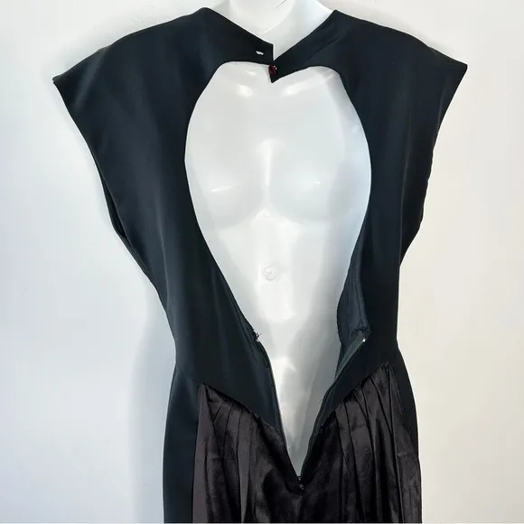 SUSAN ROSELLI VIJACK Vintage Bow Dress Size 7/8 Black Holiday Whimsigoth Cape