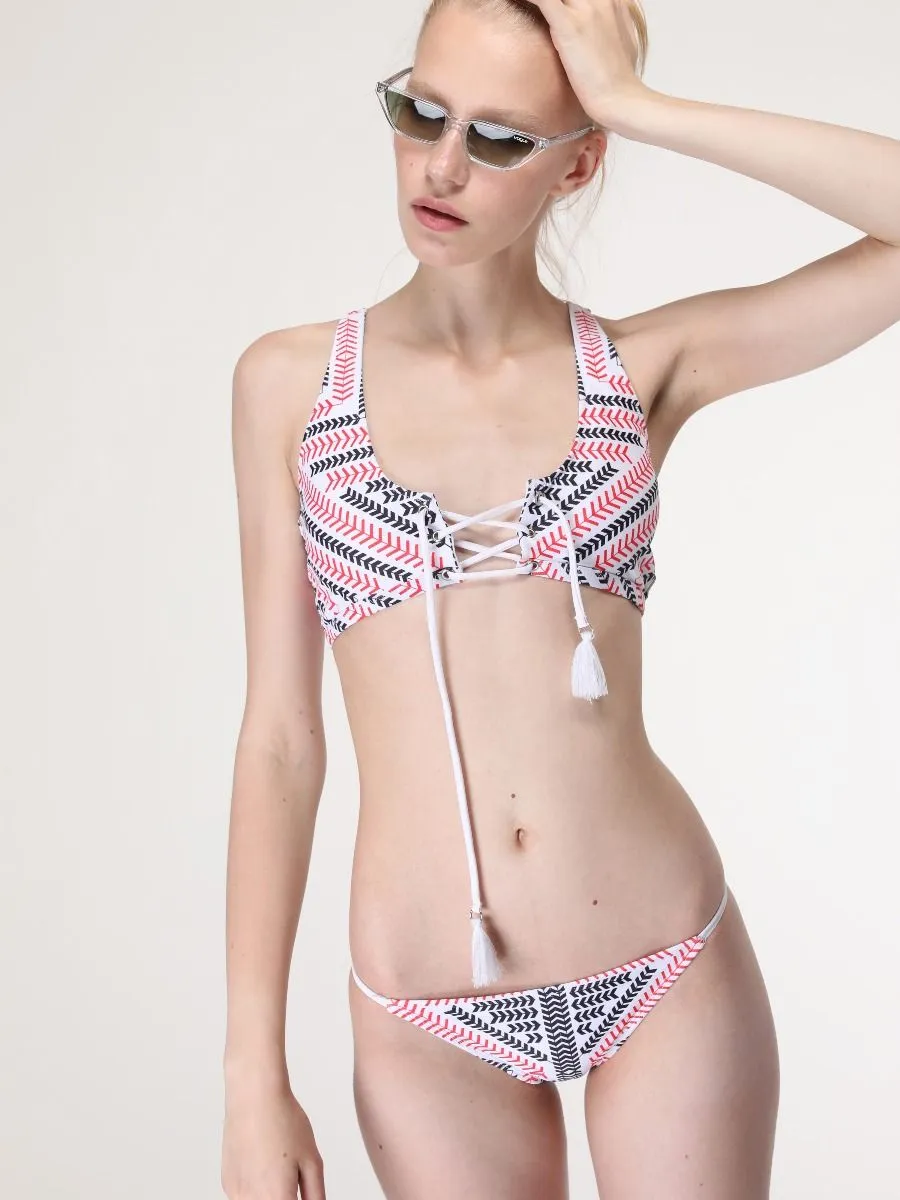 Tai Red white TOP