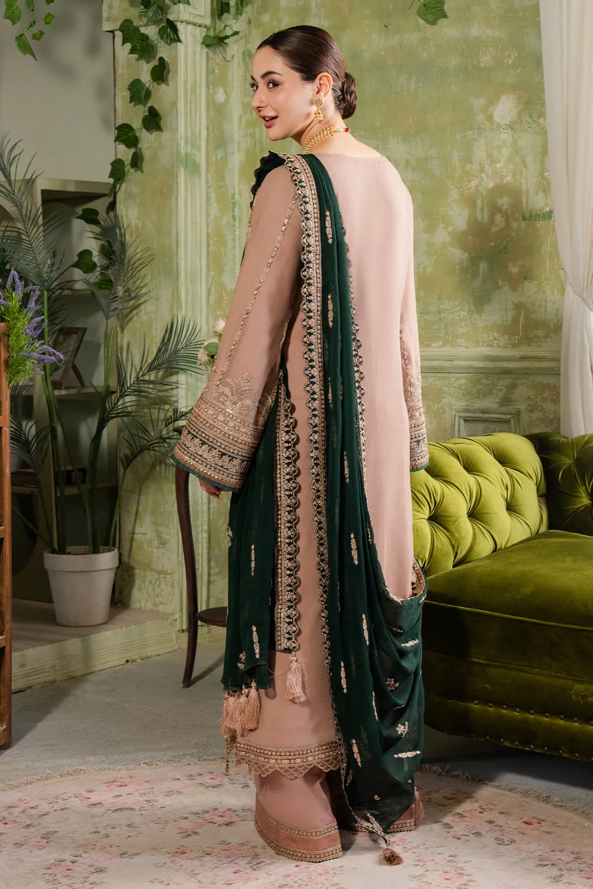 Tea Pink Embroidered Salwar Kameez Chiffon Dupatta Salwar Suit