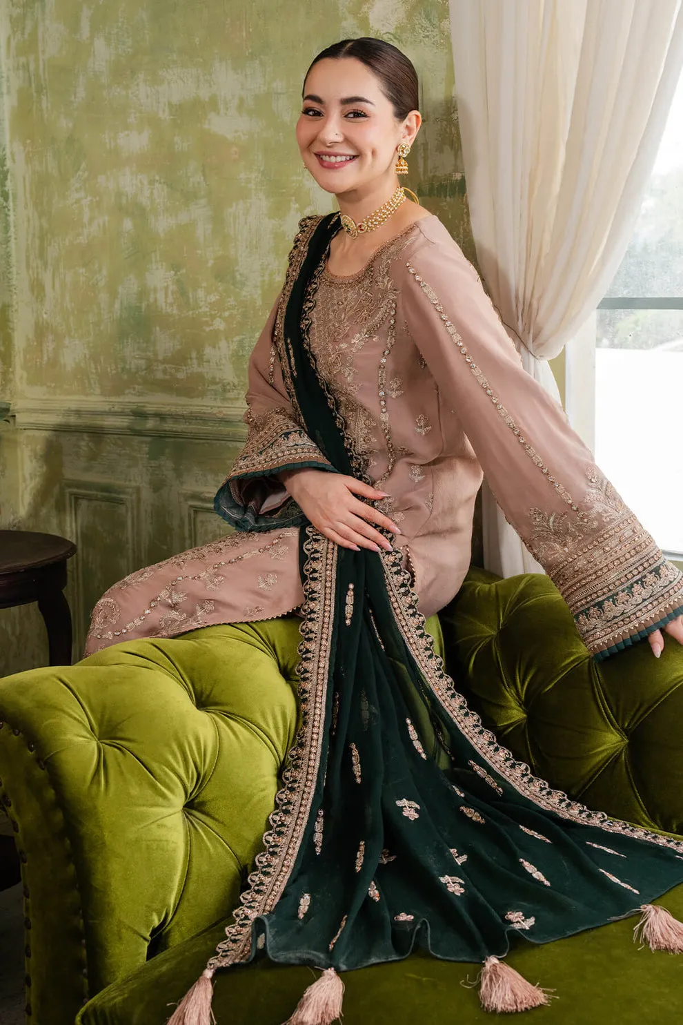 Tea Pink Embroidered Salwar Kameez Chiffon Dupatta Salwar Suit