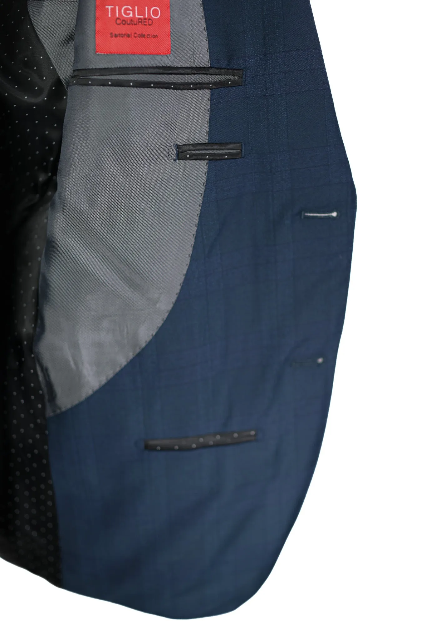 Tiglio CoutuRED Suit