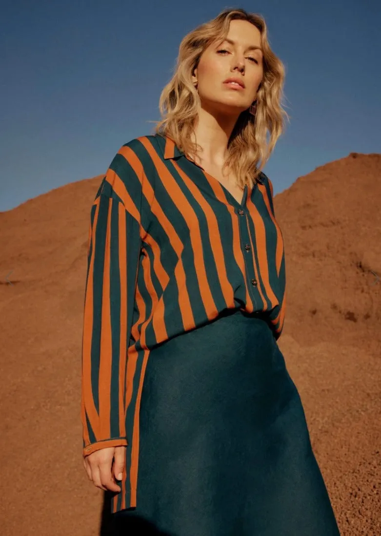 Tilbe Shirt Bronze / Teal Paint Stripe