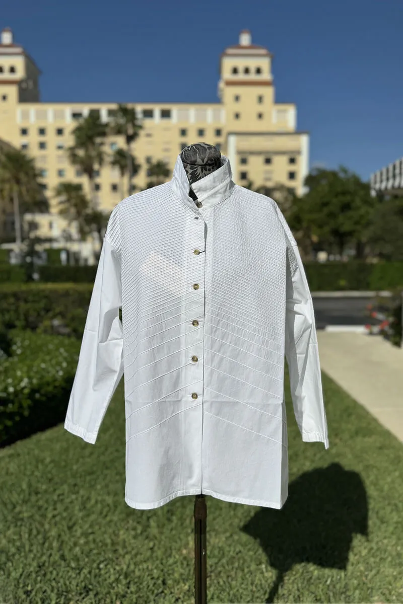 Yacco Maricard One Size Pintuck Blouse in White