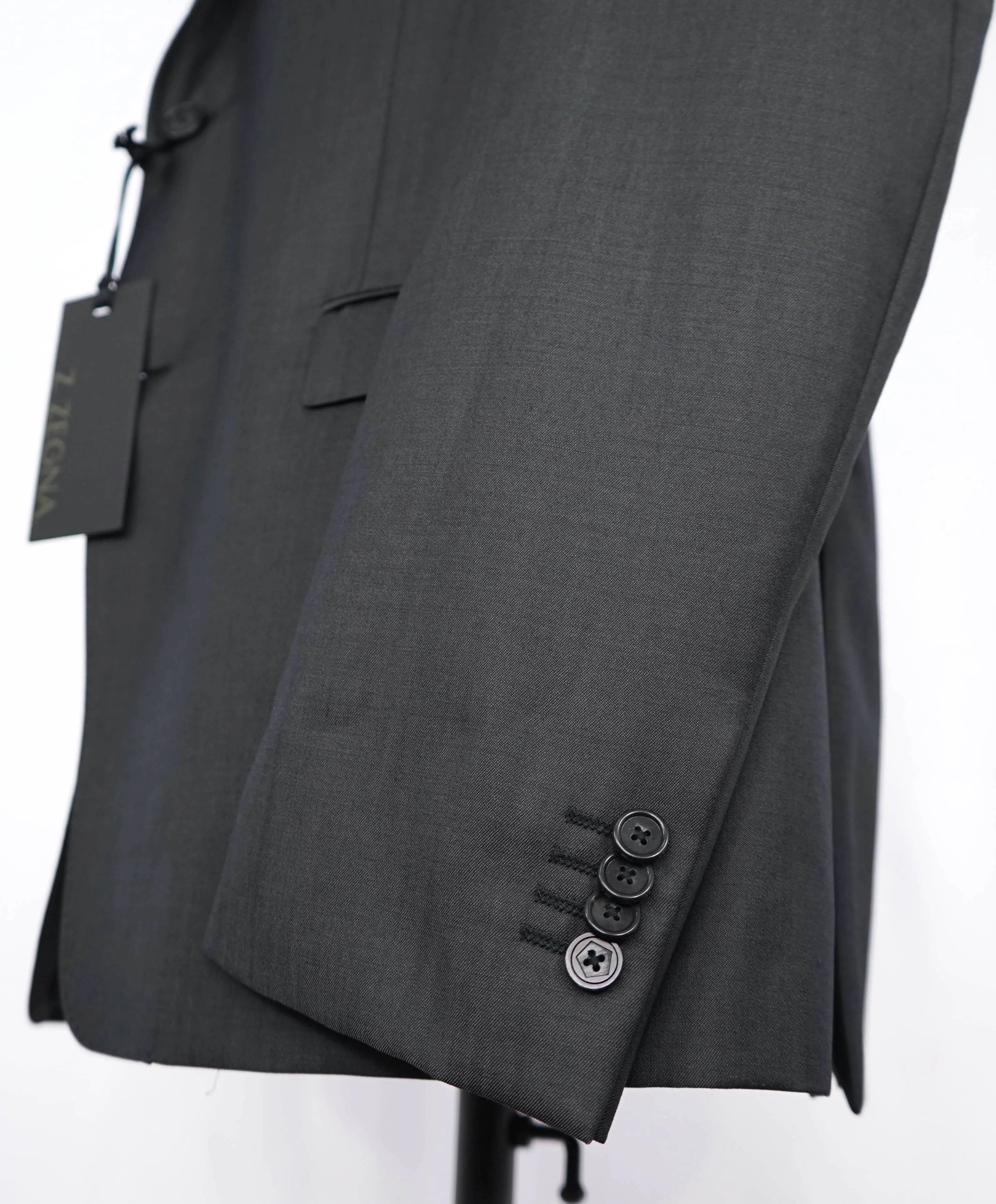 Z ZEGNA - MOHAIR/WOOL Blend Gray Slim Wool Suit - 34S US (44EU)